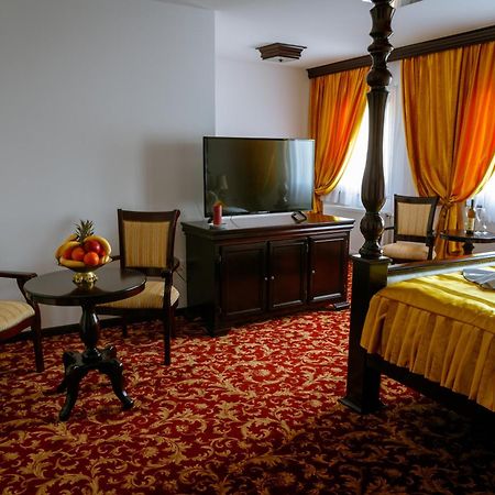Hotel Zlatarski Zlatnik Нова-Варош Екстер'єр фото